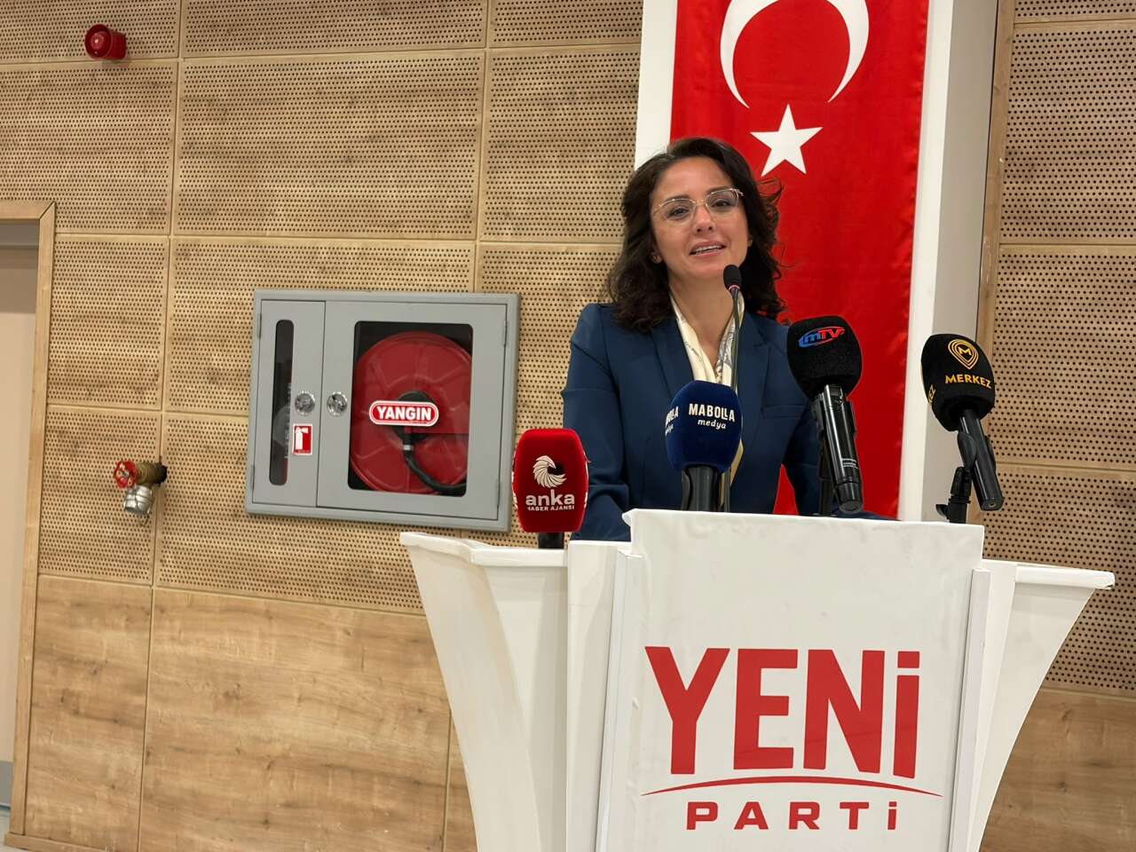 Menteşe’de Yeni Parti Ön Seçimi Başladı: İki Aday Başkanlık İçin Yarışıyor 4